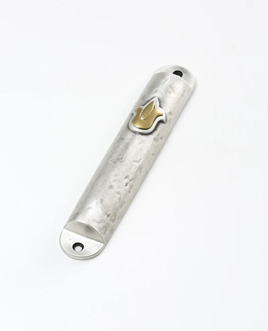 A delicate 12mm Mezuzah.