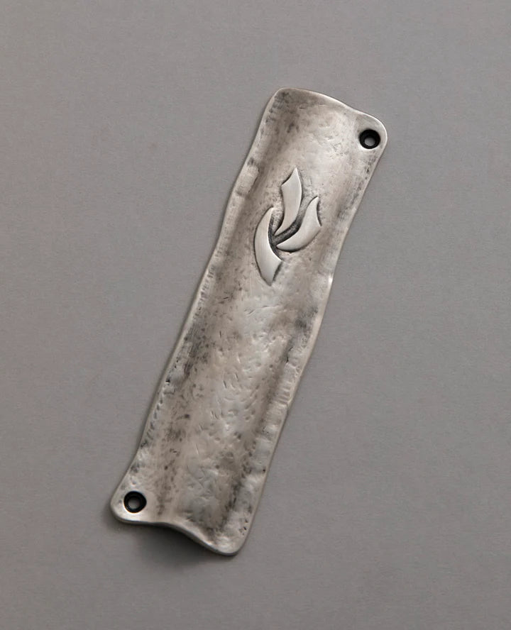 The Mezuzah "Beshivtecha Be'beitechah"